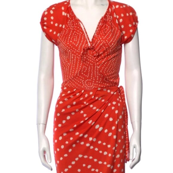 NWOT Diane von Furstenberg Silk Orange Dot Wrap Knee-Length Dress Size XS $540